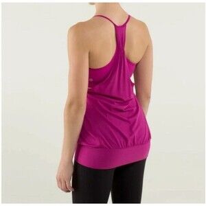 Lululemon No Limit Tank pink  Womens Size 8 build in bra GUC!